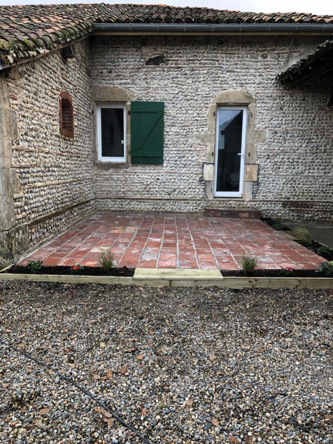 Chambres D'Hotes Arremounon Lamothe  Exteriér fotografie