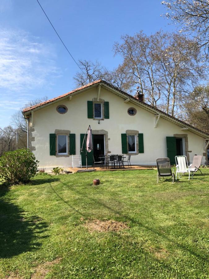 Chambres D'Hotes Arremounon Lamothe  Exteriér fotografie